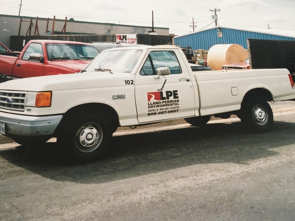 Talon/LPE Truck with Logo